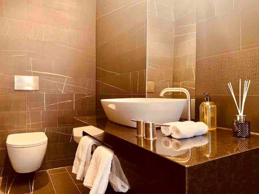 Large 3 Bed 3 Bathrooms Penthouse With Terrace And City Views In London Londres Exterior foto