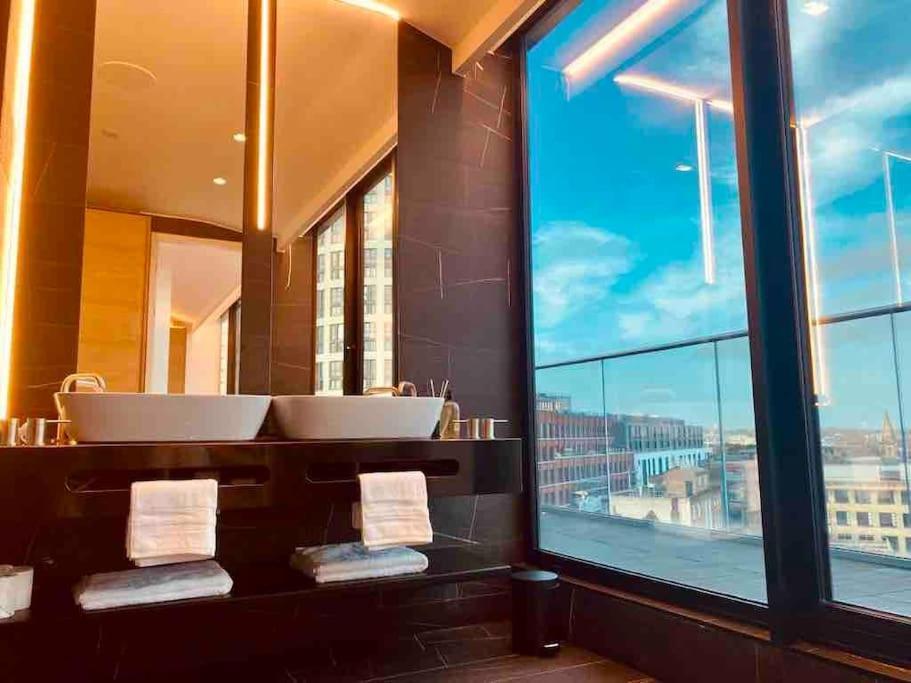 Large 3 Bed 3 Bathrooms Penthouse With Terrace And City Views In London Londres Exterior foto