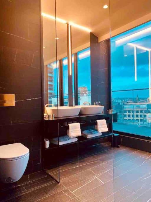 Large 3 Bed 3 Bathrooms Penthouse With Terrace And City Views In London Londres Exterior foto
